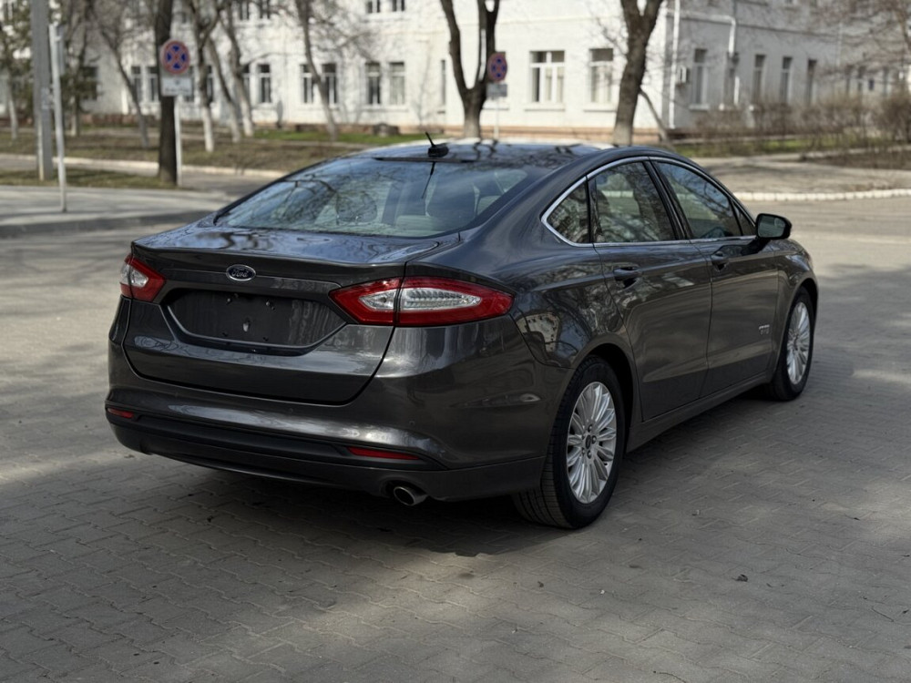 Ford Fusion 2016 год Бендеры Бендеры - изображение 3
