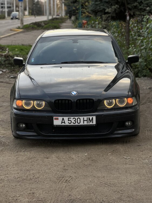 BMW seria 5 2000 an Bender Bender - fotografie 1