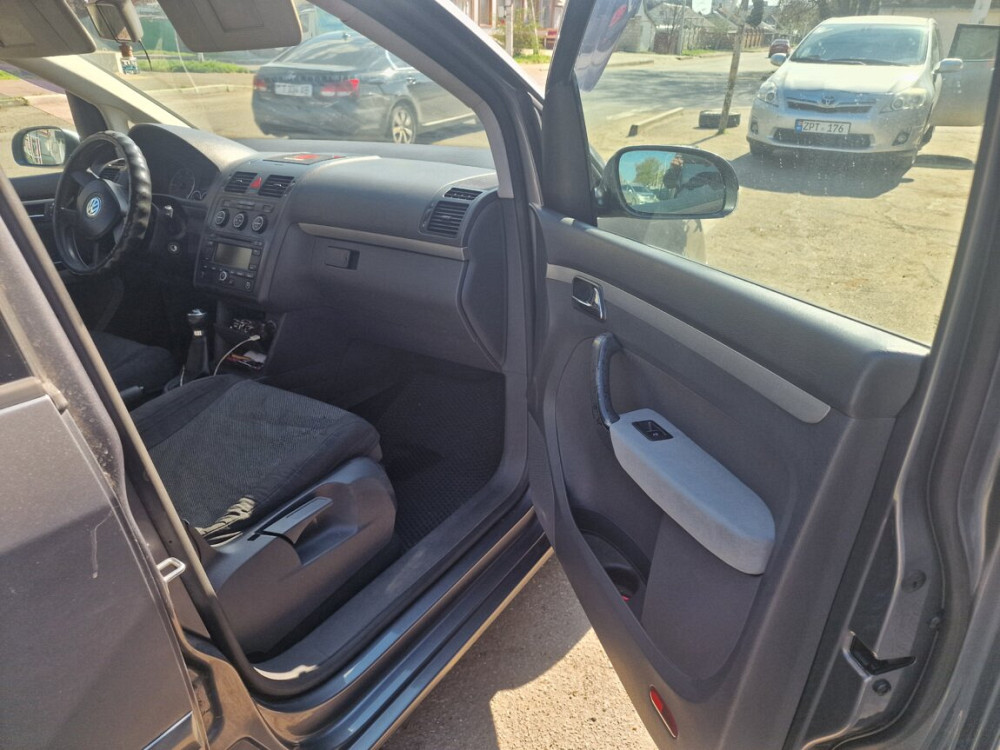 Volkswagen Touran 2006 год Тирасполь Тирасполь - изображение 9