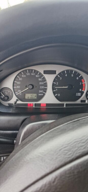 Mitsubishi Carisma 2002 год Бендеры Бендеры - изображение 5