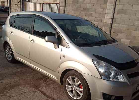 Toyota Corolla Verso 2009 an Bender Bender