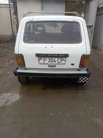 VAZ / Lada Niva 1998 an Tiraspol Tiraspol