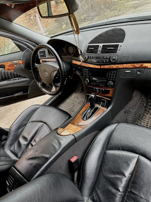 Mercedes E-Class 2002 год Тирасполь Тирасполь - изображение 1