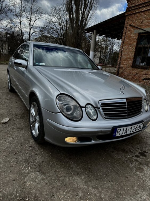 Mercedes E-Class 2002 год Тирасполь Тирасполь - изображение 4