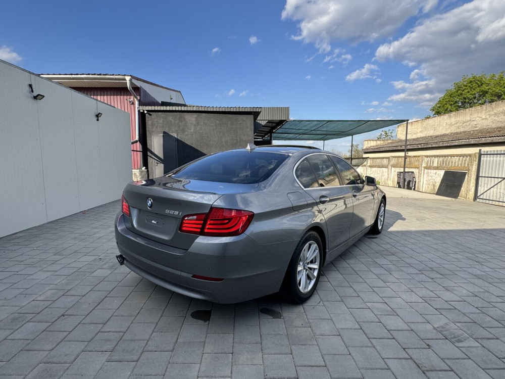 BMW seria 5 2012 an Bender Bender - fotografie 4