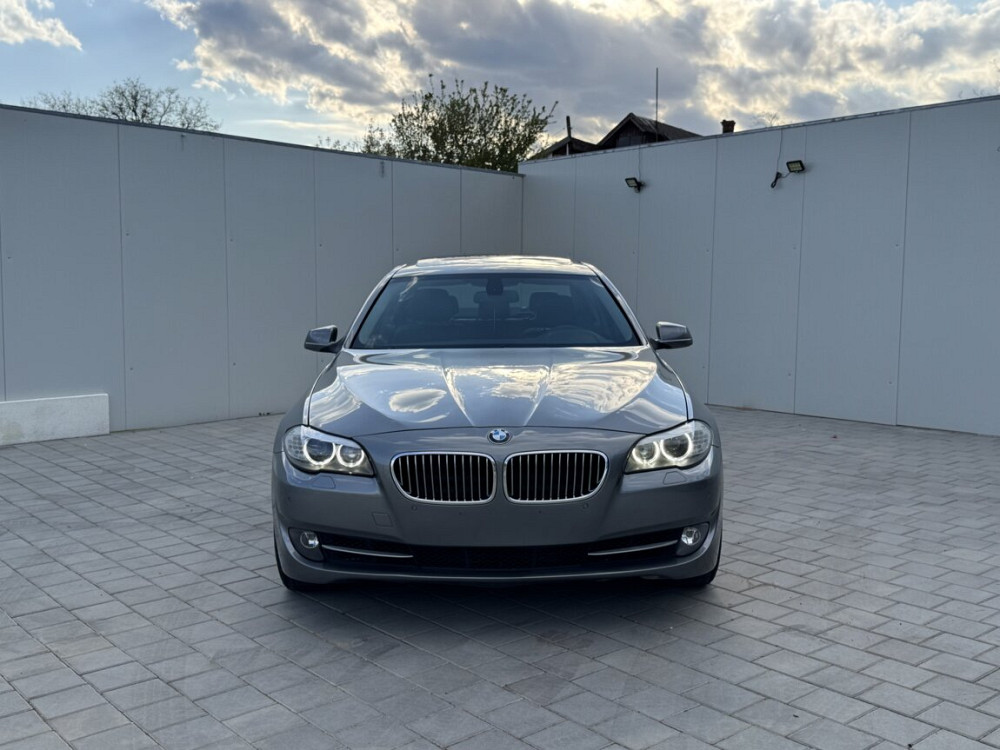 BMW seria 5 2012 an Bender Bender - fotografie 2