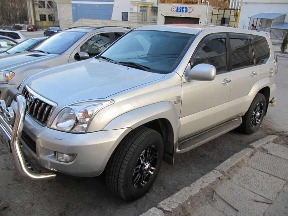 Toyota Land Cruiser Prado 2004 год Кишинёв Кишинёв - изображение 1