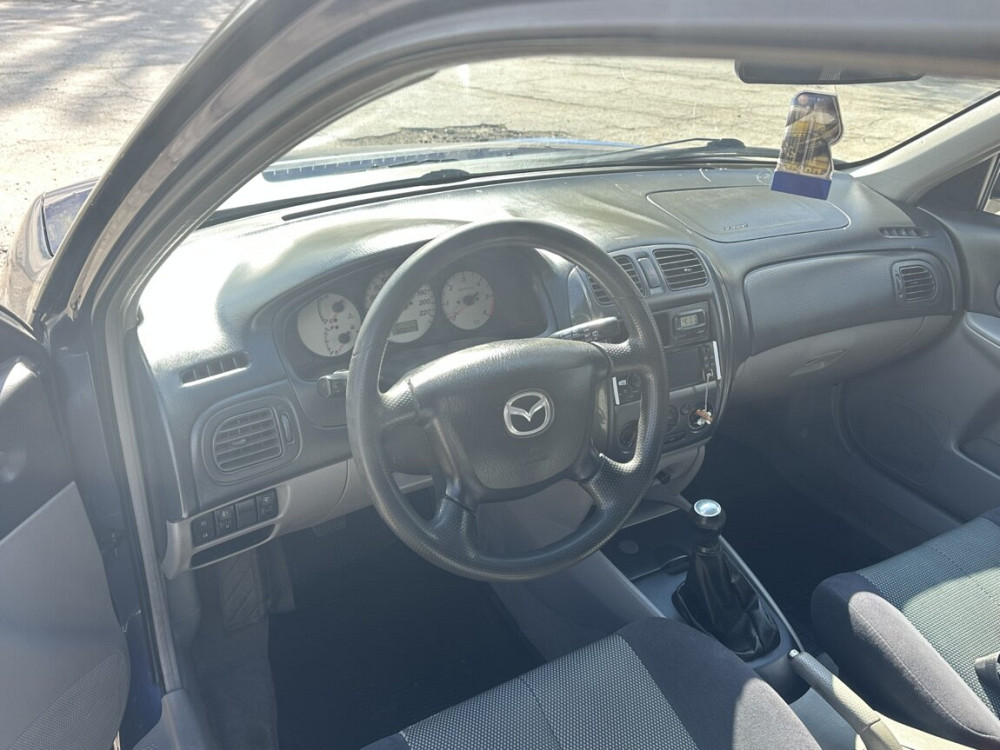 Mazda 323 2002 Parcani Parcani - photo 3