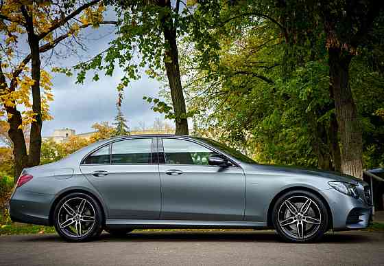 Mercedes E-Class 2017 an Bender Bender