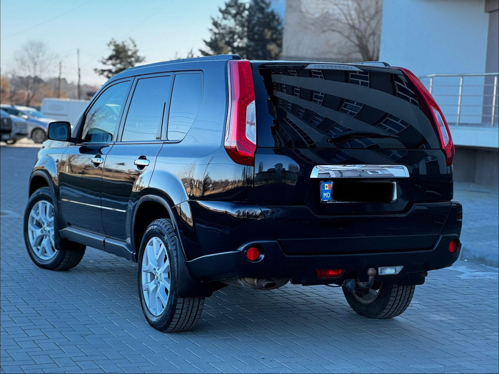 Nissan X-Trail 2011 an Rezina Rezina - fotografie 3