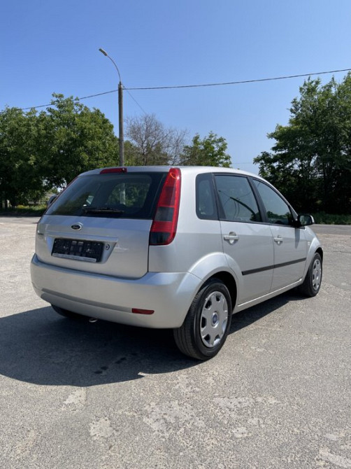Ford Fiesta 2005 год Тирасполь Тирасполь - изображение 4