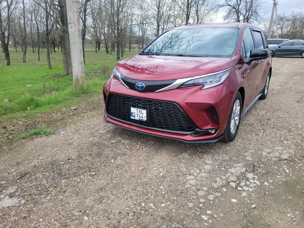 Toyota Sienna 2021 an Tiraspol Tiraspol - fotografie 1