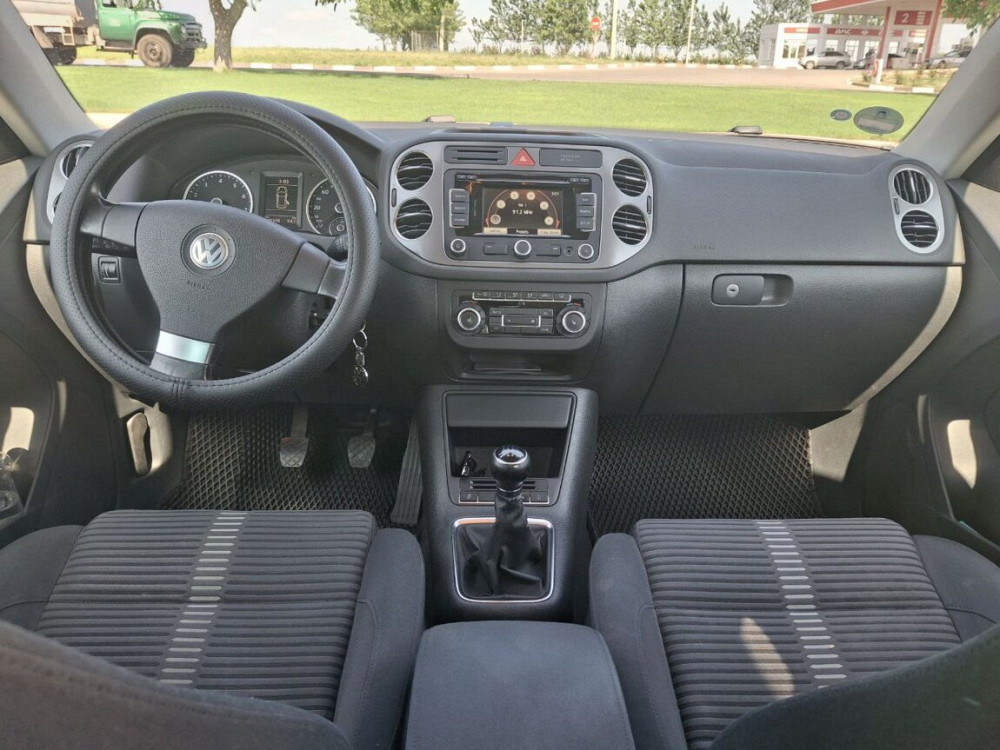 Volkswagen Tiguan 2010 год Тирасполь Тирасполь - изображение 9