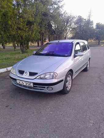 Renault Megane 2002 an Bender Bender