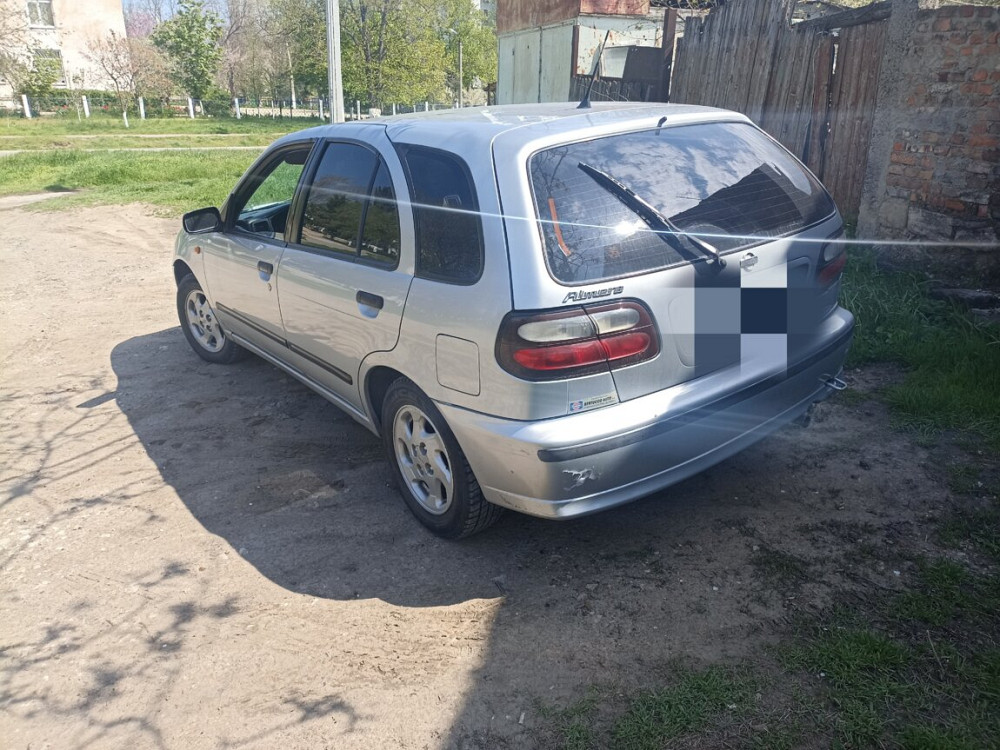 Nissan Almera 1999 an Bender Bender - fotografie 5