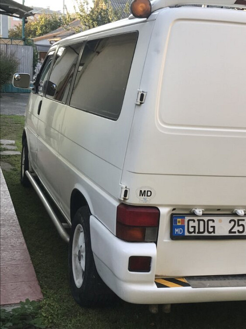 Volkswagen Transporter 1998 an Bender Bender - fotografie 5