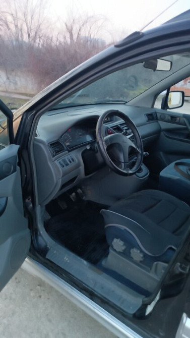 Mitsubishi Space Runner 2000 год Днестровск Днестровск - изображение 3