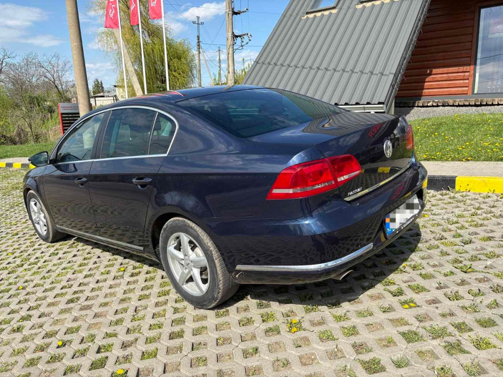 Volkswagen Passat 2011 Chisinau Chisinau - photo 8