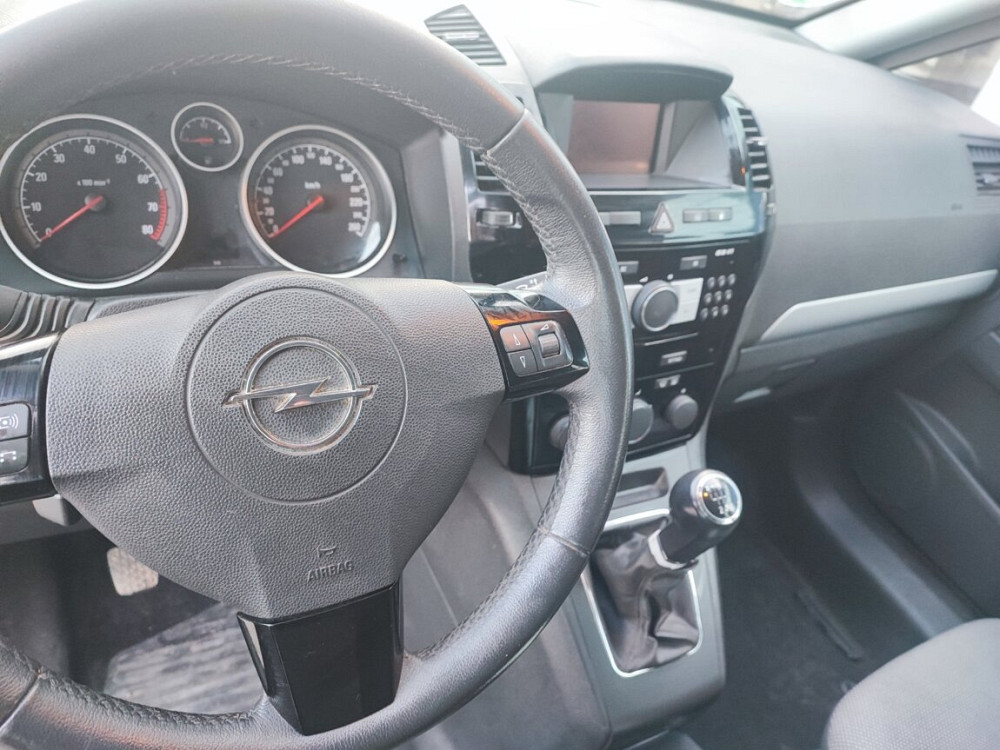 Opel Zafira 2011 год Тирасполь Тирасполь - изображение 6