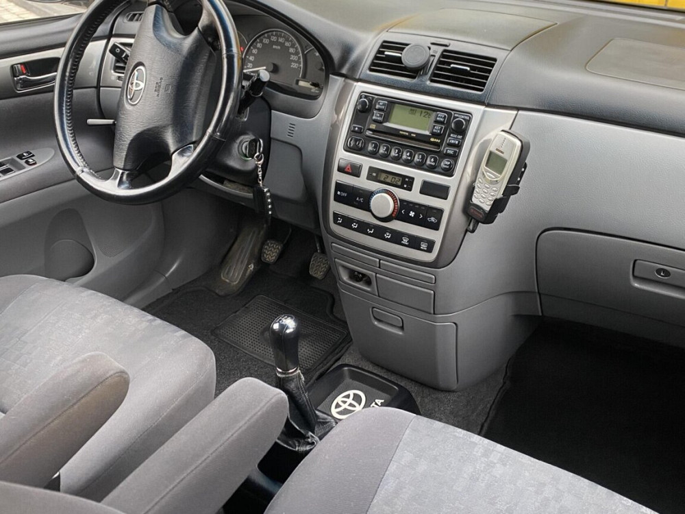 Toyota Avensis Verso 2003 год Рыбница Рыбница - изображение 5