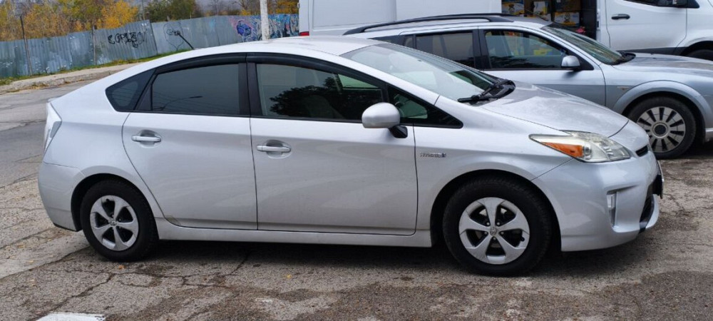 Toyota Prius 2012 год Бендеры Бендеры - изображение 1