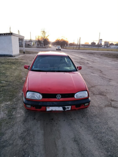 Volkswagen Golf 1998 an Grigoriopol Grigoriopol - fotografie 1