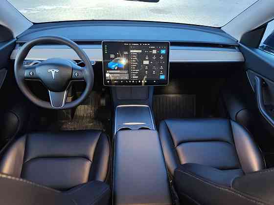 Tesla Model Y 2021 год Тирасполь Тирасполь
