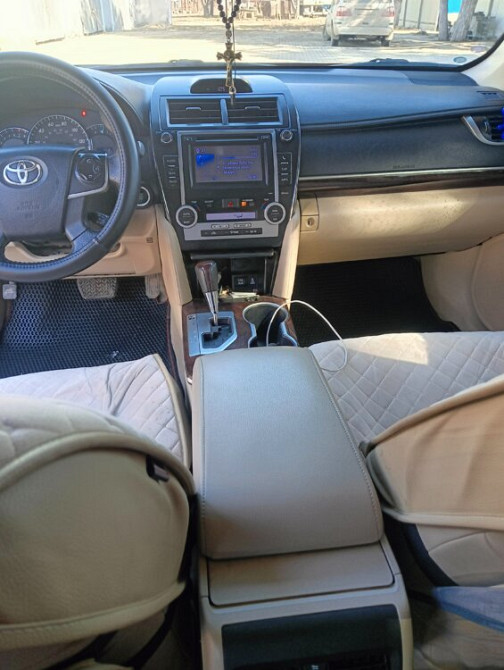 Toyota Camry 2013 год Слободзея Слободзея - изображение 9