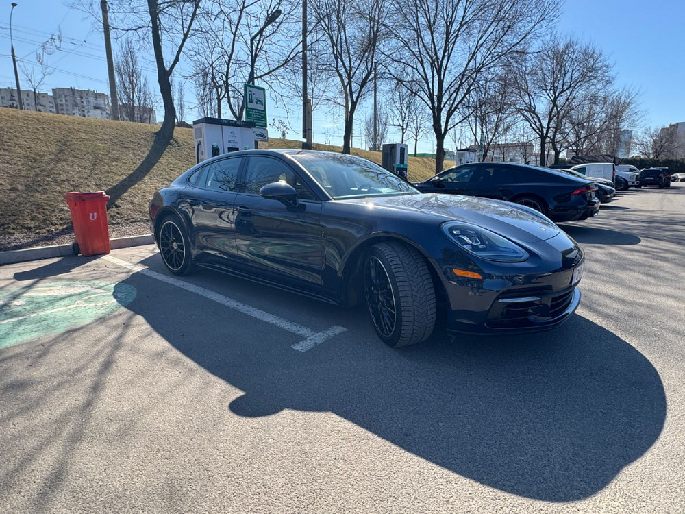 Porsche Panamera 2018 an Chişinău Chişinău - fotografie 4