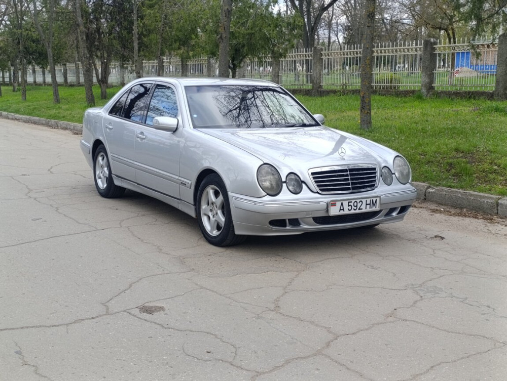 Mercedes E-Class 2000 год Бендеры Бендеры - изображение 3