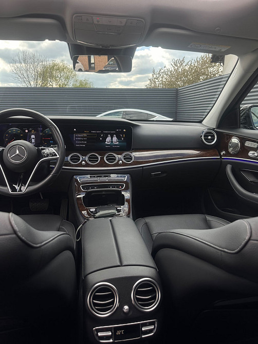 Mercedes E-Class 2023 год Кишинёв Кишинёв - изображение 7