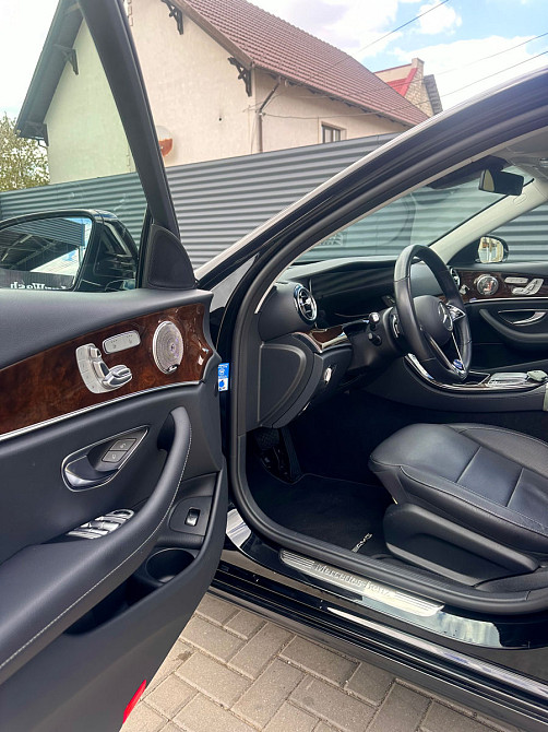 Mercedes E-Class 2023 год Кишинёв Кишинёв - изображение 5