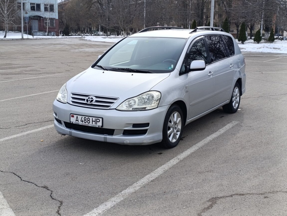 Toyota Avensis Verso 2004 год Бендеры Бендеры - изображение 1
