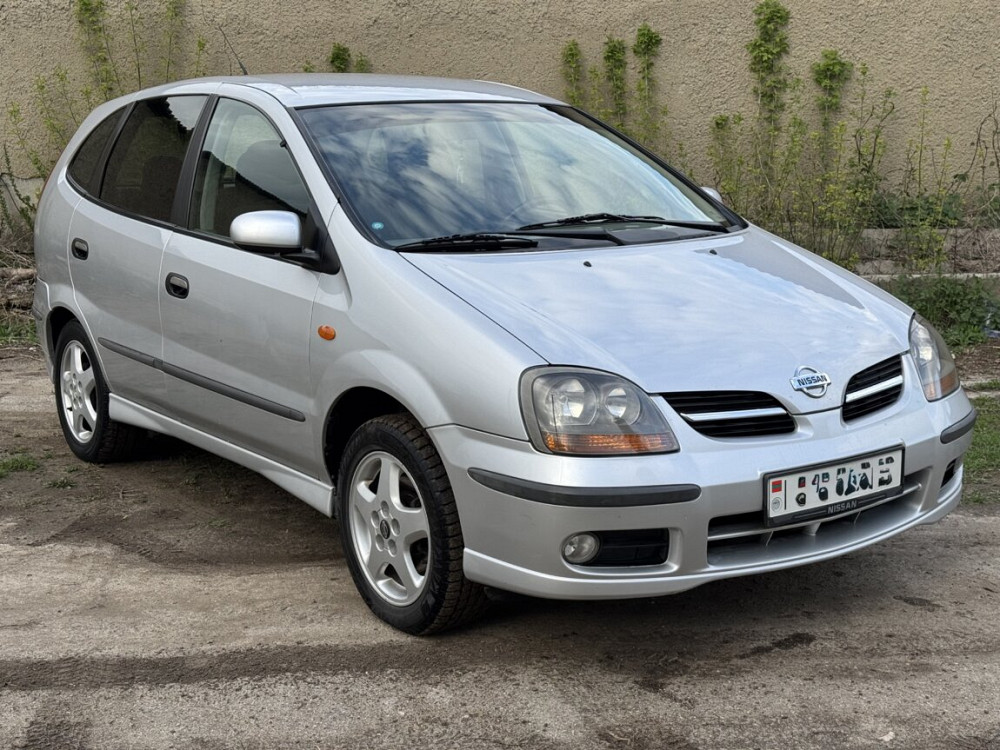 Nissan Almera Tino 2001 год Дубоссары Дубоссары - изображение 2