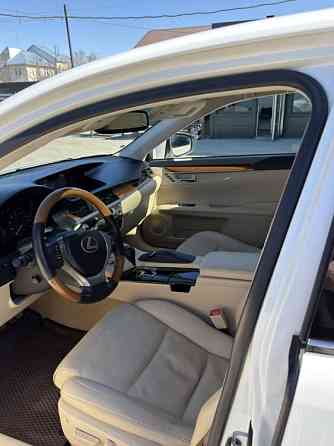 Lexus ES 2013 an Bender Bender