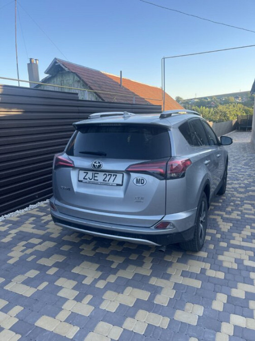 Toyota RAV4 2015 год Бендеры Бендеры - изображение 2