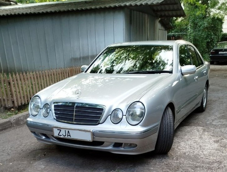 Mercedes E-Class 2001 год Бендеры Бендеры - изображение 4