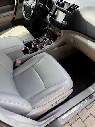 Toyota Highlander 2012 год Тирасполь Тирасполь