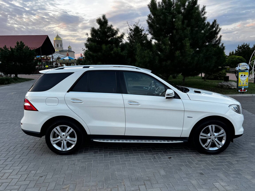 Mercedes M-Class 2012 год Ближний Хутор Ближний Хутор - изображение 2