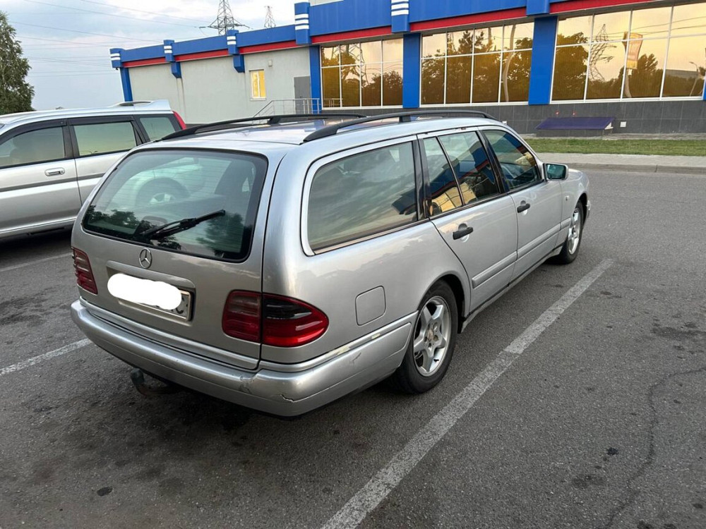 Mercedes E-Class 1989 год Тирасполь Tiraspol - fotografie 3
