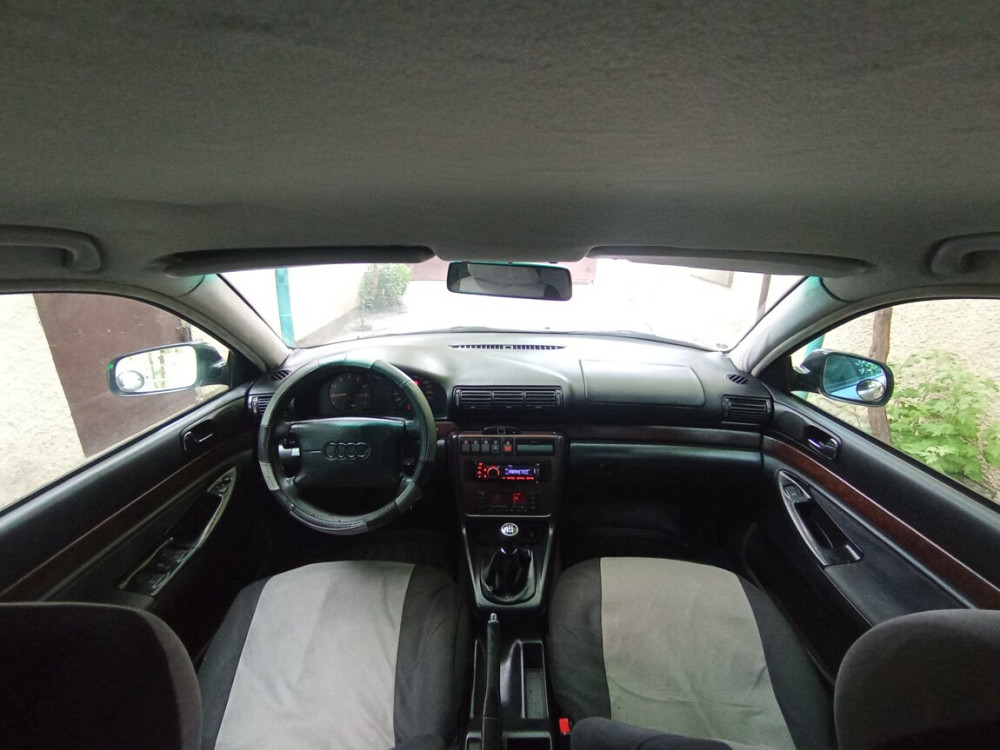 Audi A4 1996 год Тирасполь Tiraspol - fotografie 3