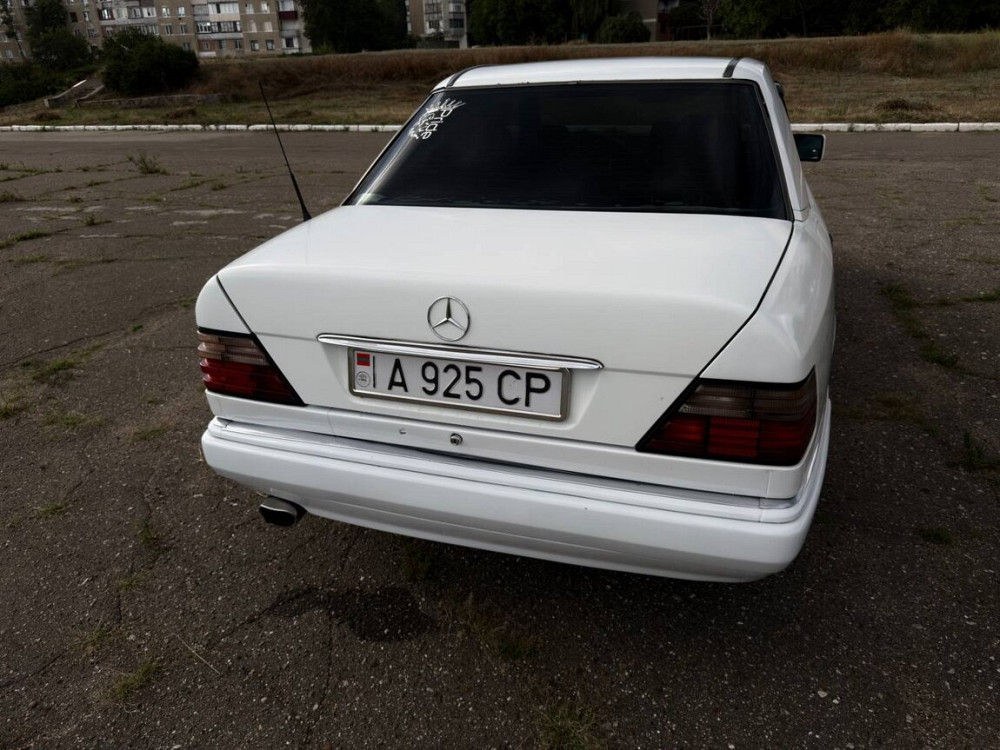 Mercedes W124 1995 год Днестровск Dnestrovsc - fotografie 4