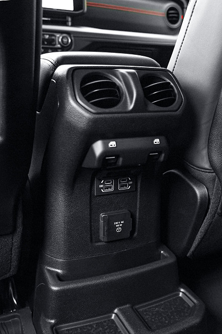 Jeep Wrangler 2024 год Кишинёв Кишинёв - изображение 8