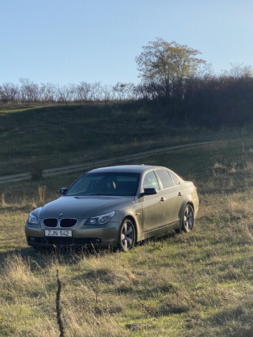 BMW 5 Series 2004 год Слободзея Слободзея - изображение 1