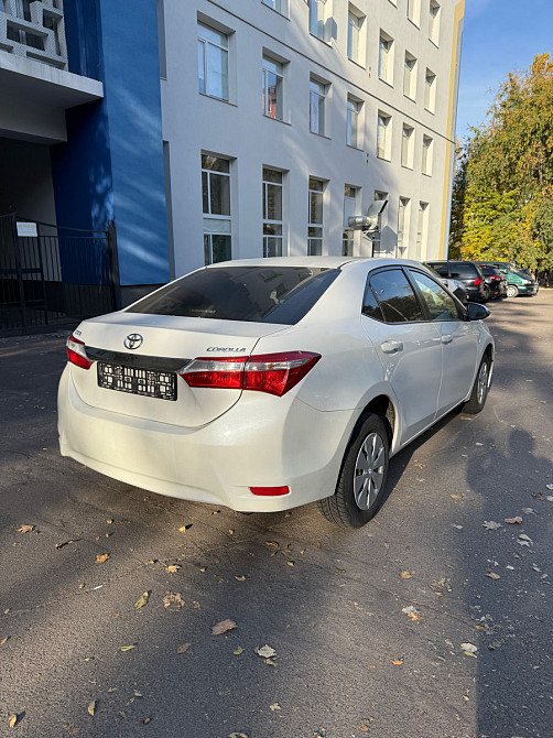 Toyota Corolla 2013 an Chişinău Chişinău - fotografie 6