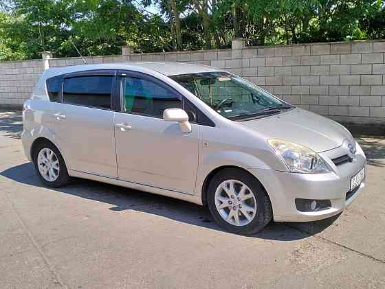 Toyota Corolla Verso 2009 an Bender Bender
