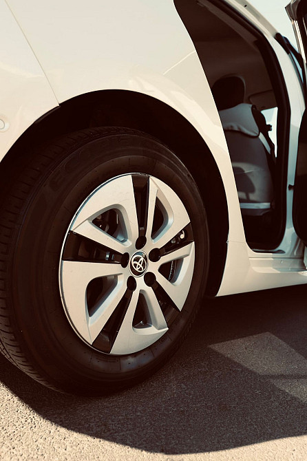 Toyota Prius 2017 an Chişinău Chişinău - fotografie 7