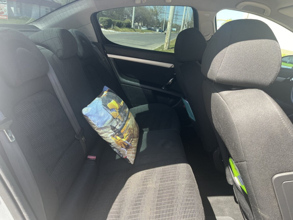 Peugeot 407 2010 an Bender Bender - fotografie 1