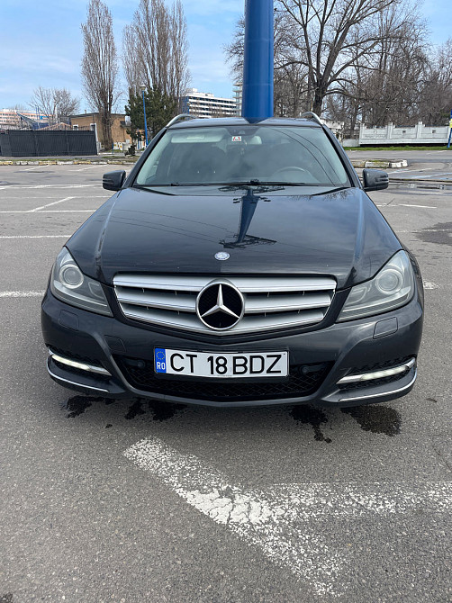 Mercedes C-Class 2012 an Chişinău Chişinău - fotografie 1