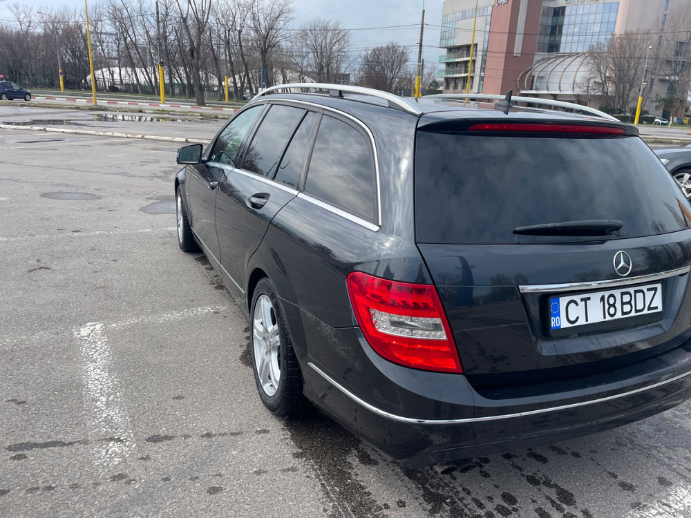 Mercedes C-Class 2012 an Chişinău Chişinău - fotografie 7